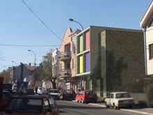 Koncept kamene kuce sa lokalima u Topoli